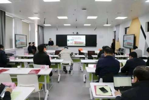 青海省海淀区中小学智慧教室二期建设项目-大屏采购招标