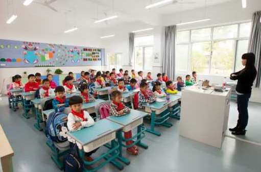 广东省乌海市海勃湾区教育局中小学校园监控升级改造招标